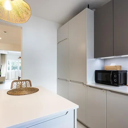Two-bedroom Near The - Casa Rime *