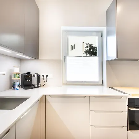 Two-bedroom Near The - Casa Rime