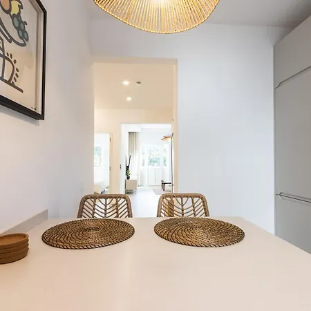 Two-bedroom Near The - Casa Rime * Lagos