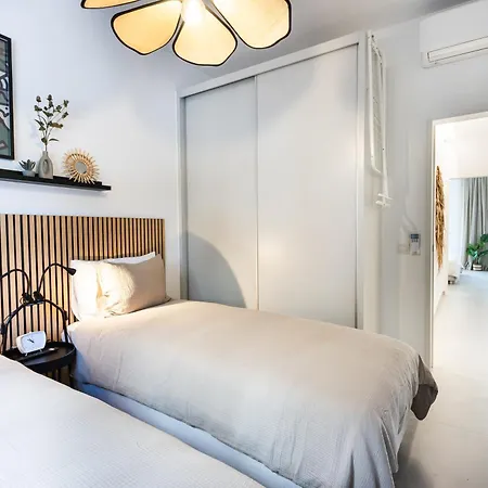 Two-bedroom Near The - Casa Rime Apartman *