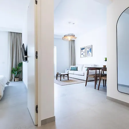 Two-bedroom Near The - Casa Rime Apartment *