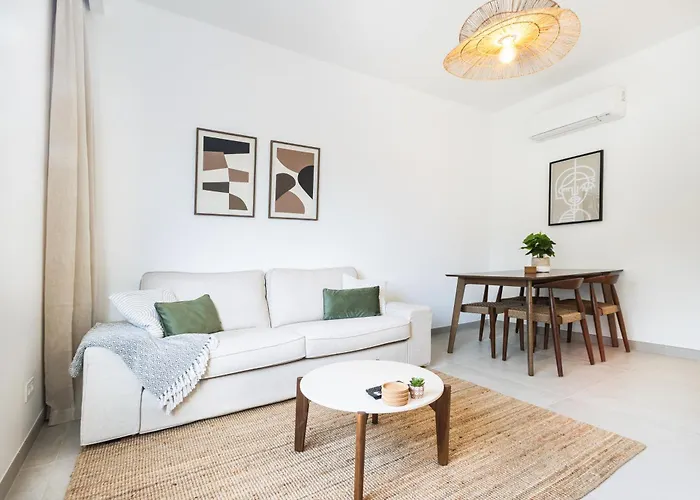 Appartement Two-bedroom Near The - Casa Rime