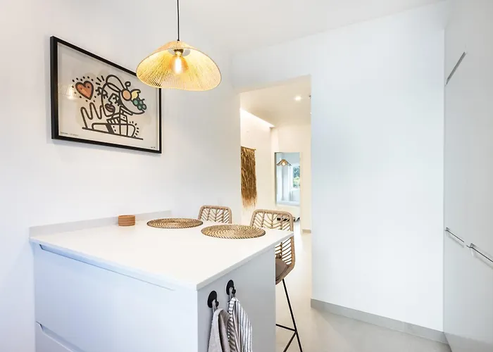 Two-bedroom Near The - Casa Rime Apartment *